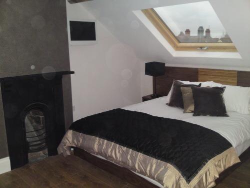 Number One Hundred Bed & Breakfast Cardiff
